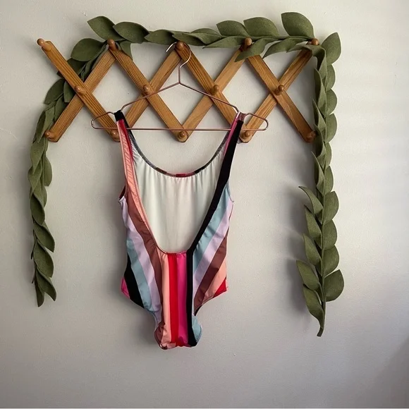 Solid & Striped Anne Marie Malibu Stripe One Piece - Picture 7 of 7